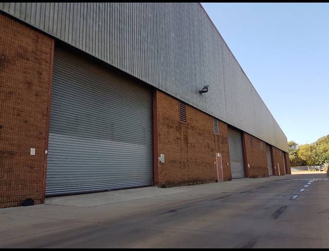24,050M² WAREHOUSE TO LET IN WILBART